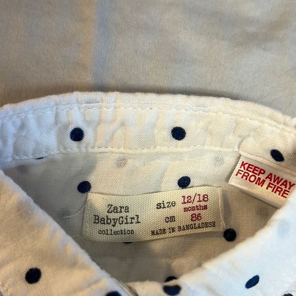 Zara White and Blue Button Down Shirt with Polka Dots - Picture 2 of 5